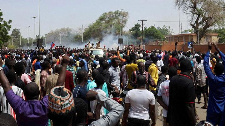 Aljazair Minta Jangan Ada Intervensi Militer di Niger