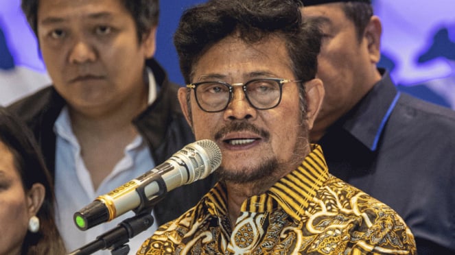 Politikus Nasdem Syahrul Yasin Limpo mundur dari posisi Menteri Pertanian.
